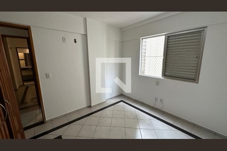 Apartamento para alugar com 117m², 3 quartos e 2 vagas Apartamento para alugar com 117m², 3 quartos e 2 vagasQuarto