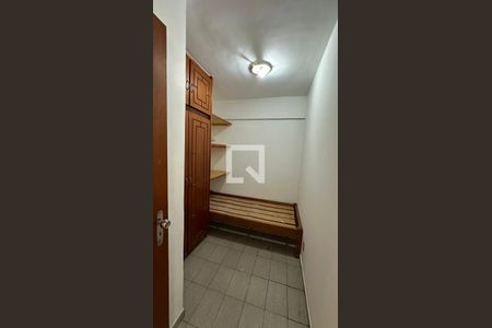 Apartamento para alugar com 117m², 3 quartos e 2 vagas Apartamento para alugar com 117m², 3 quartos e 2 vagasQuarto de serviço
