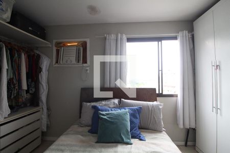 Apartamento à venda com 190m², 3 quartos e 2 vagas Apartamento à venda com 190m², 3 quartos e 2 vagasSuíte