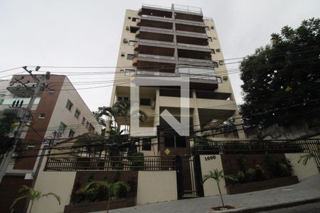 Apartamento à venda com 190m², 3 quartos e 2 vagas Apartamento à venda com 190m², 3 quartos e 2 vagasFachada