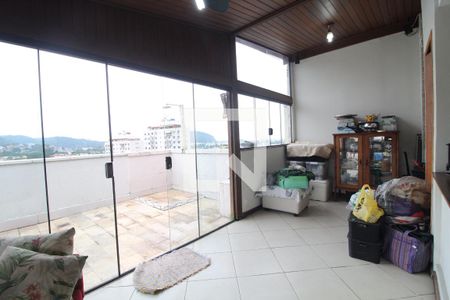 Apartamento à venda com 190m², 3 quartos e 2 vagas Apartamento à venda com 190m², 3 quartos e 2 vagas2° andar/cobertura