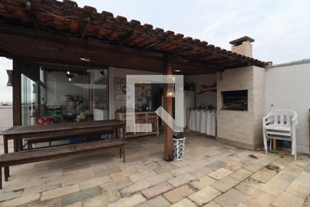 Apartamento à venda com 190m², 3 quartos e 2 vagas Apartamento à venda com 190m², 3 quartos e 2 vagasTerraço