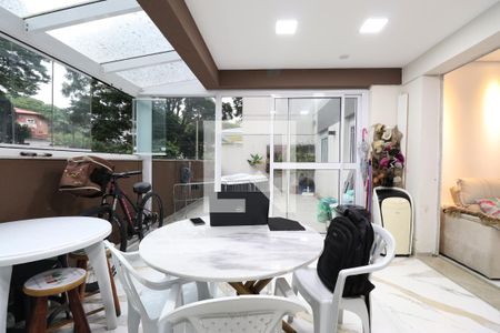 Apartamento para alugar com 93m², 2 quartos e 1 vagaSalão de festas