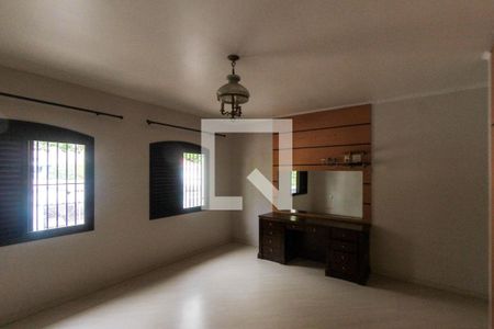 Casa à venda com 288m², 3 quartos e 3 vagas Casa à venda com 288m², 3 quartos e 3 vagasSuite