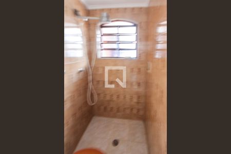Casa à venda com 288m², 3 quartos e 3 vagas Casa à venda com 288m², 3 quartos e 3 vagasBanheiro de Serviço