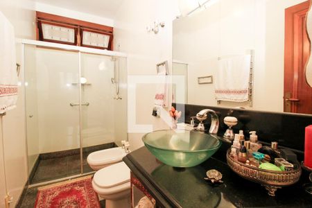 Casa à venda com 381m², 3 quartos e 6 vagas Casa à venda com 381m², 3 quartos e 6 vagasBanheiro