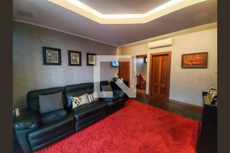 Casa à venda com 381m², 3 quartos e 6 vagas Casa à venda com 381m², 3 quartos e 6 vagassala