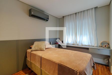 Apartamento para alugar com 169m², 3 quartos e 4 vagas Apartamento para alugar com 169m², 3 quartos e 4 vagasSuíte 2