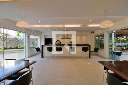 Apartamento para alugar com 169m², 3 quartos e 4 vagas Apartamento para alugar com 169m², 3 quartos e 4 vagasÁrea comum - Salão de festas