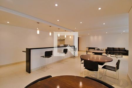 Apartamento para alugar com 169m², 3 quartos e 4 vagas Apartamento para alugar com 169m², 3 quartos e 4 vagasÁrea comum - Salão de festas