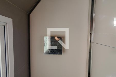 Apartamento para alugar com 169m², 3 quartos e 4 vagas Apartamento para alugar com 169m², 3 quartos e 4 vagasBanheiro da Suíte 2