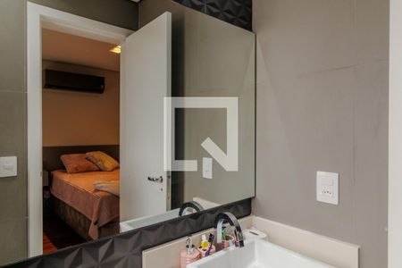Apartamento para alugar com 169m², 3 quartos e 4 vagas Apartamento para alugar com 169m², 3 quartos e 4 vagasBanheiro da Suíte 2