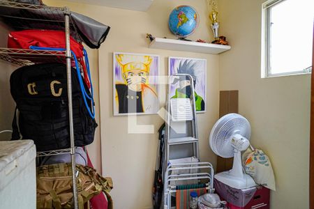 Apartamento à venda com 80m², 2 quartos e 1 vagaÁrea de Serviço