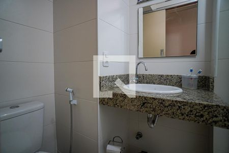 Apartamento à venda com 80m², 2 quartos e 1 vagaBanheiro 2