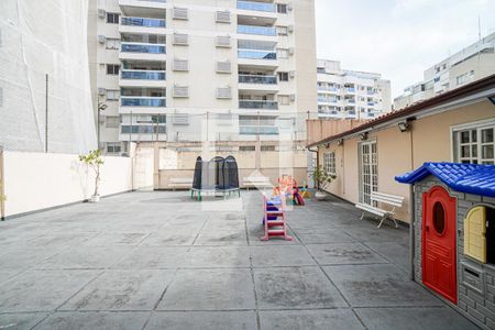 Apartamento à venda com 80m², 2 quartos e 1 vagaÁrea comum