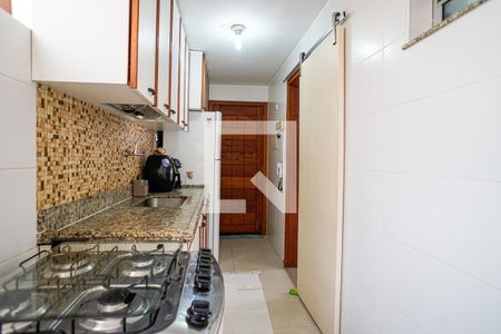 Apartamento à venda com 80m², 2 quartos e 1 vagaCozinha
