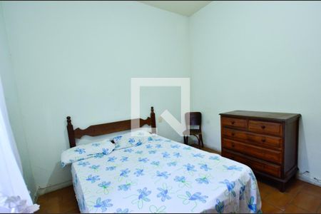 Casa à venda com 246m², 6 quartos e 4 vagas Casa à venda com 246m², 6 quartos e 4 vagasQuarto 2