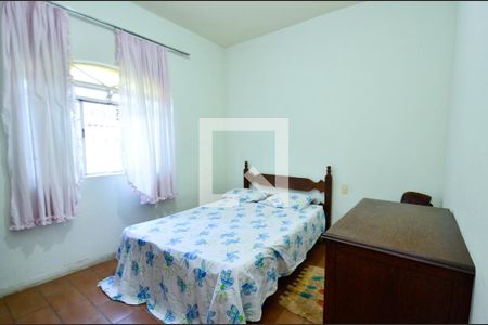 Casa à venda com 246m², 6 quartos e 4 vagas Casa à venda com 246m², 6 quartos e 4 vagasQuarto 2