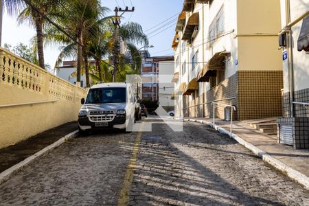 Apartamento para alugar com 70m², 2 quartos e 1 vagaEntrada