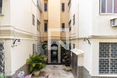 Apartamento para alugar com 70m², 2 quartos e 1 vagaFachada do bloco