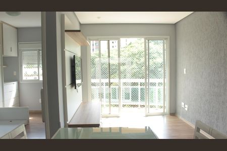 Sala de apartamento para alugar com 2 quartos, 51m² em Vila Suzana, São Paulo