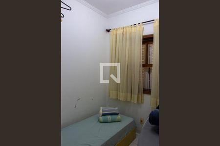 Casa de condomínio à venda com 422m², 4 quartos e 4 vagas Casa de condomínio à venda com 422m², 4 quartos e 4 vagasQUARTO DA ÁREA DE SERVIÇO