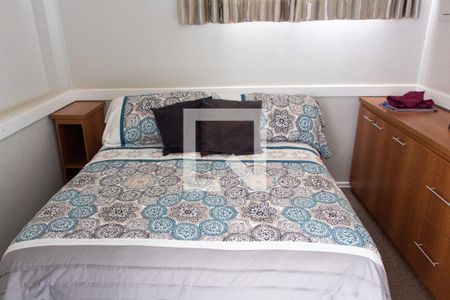 Casa de condomínio à venda com 422m², 4 quartos e 4 vagas Casa de condomínio à venda com 422m², 4 quartos e 4 vagasQUARTO/ESCRITÓRIO