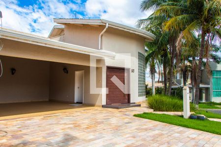 Casa de condomínio à venda com 422m², 4 quartos e 4 vagas Casa de condomínio à venda com 422m², 4 quartos e 4 vagasFACHADA