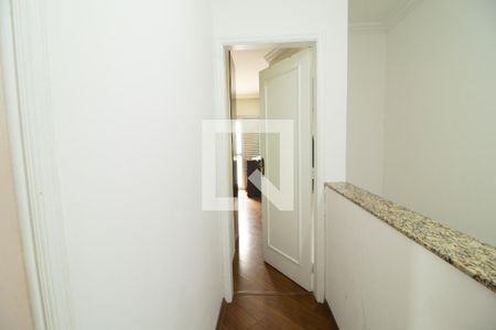 Casa de condomínio à venda com 176m², 3 quartos e 2 vagasCorredor