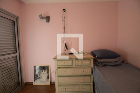 Casa de condomínio à venda com 176m², 3 quartos e 2 vagasQuarto 2