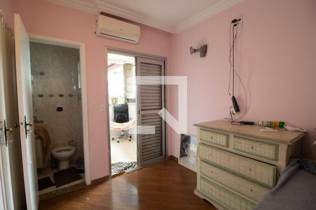 Casa de condomínio à venda com 176m², 3 quartos e 2 vagasQuarto 2