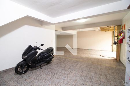 Casa de condomínio à venda com 176m², 3 quartos e 2 vagasGaragem