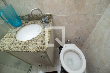 Casa de condomínio à venda com 176m², 3 quartos e 2 vagasBanheiro da Suíte 2