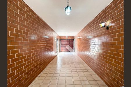 Casa à venda com 300m², 4 quartos e 2 vagasGaragem