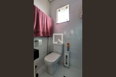 Casa à venda com 190m², 3 quartos e 4 vagasBanheiro da suíte