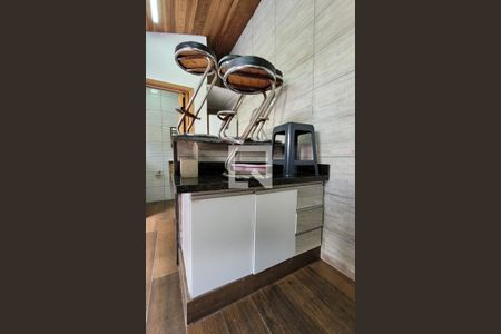 Casa à venda com 190m², 3 quartos e 4 vagasChurrasqueira