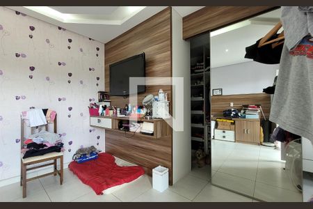 Casa à venda com 190m², 3 quartos e 4 vagasSuíte