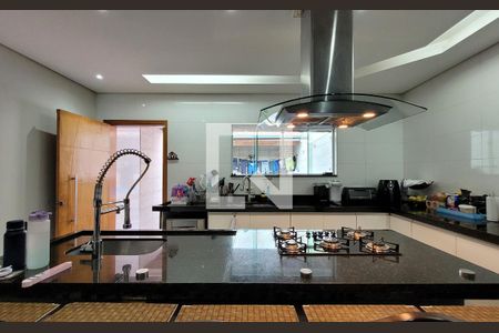 Casa à venda com 190m², 3 quartos e 4 vagasCozinha