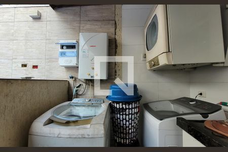 Casa à venda com 190m², 3 quartos e 4 vagasLavanderia