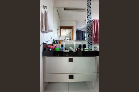 Casa à venda com 190m², 3 quartos e 4 vagasBanheiro da suíte