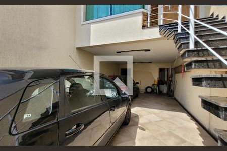 Casa à venda com 190m², 3 quartos e 4 vagasGaragem