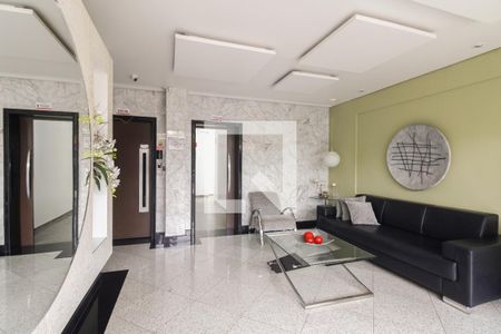 Apartamento à venda com 271m², 3 quartos e 3 vagas Apartamento à venda com 271m², 3 quartos e 3 vagasCondomínio - Hall