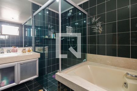 Apartamento à venda com 271m², 3 quartos e 3 vagas Apartamento à venda com 271m², 3 quartos e 3 vagasBanheiro Suíte 2 - Cobertura