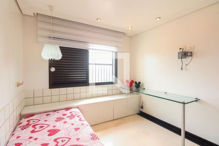 Apartamento à venda com 271m², 3 quartos e 3 vagas Apartamento à venda com 271m², 3 quartos e 3 vagasQuarto