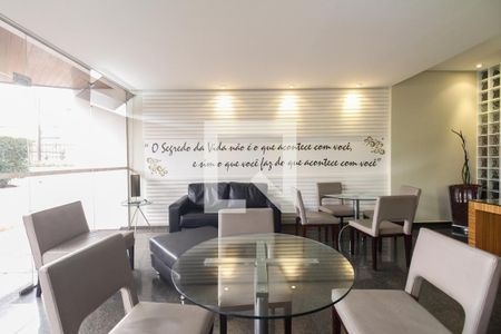 Apartamento à venda com 271m², 3 quartos e 3 vagas Apartamento à venda com 271m², 3 quartos e 3 vagasCondomínio - Salão de Festas