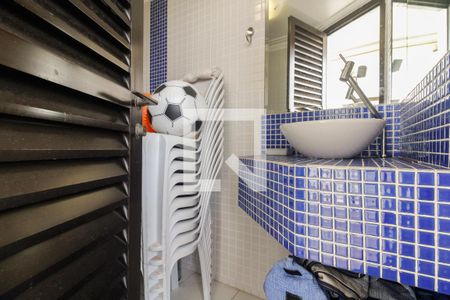 Apartamento à venda com 271m², 3 quartos e 3 vagas Apartamento à venda com 271m², 3 quartos e 3 vagasBanheiro Área de Lazer Privativa Cobertura