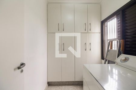 Apartamento à venda com 271m², 3 quartos e 3 vagas Apartamento à venda com 271m², 3 quartos e 3 vagasÁrea de Serviço - Quarto de Serviço