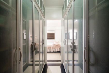 Apartamento à venda com 271m², 3 quartos e 3 vagas Apartamento à venda com 271m², 3 quartos e 3 vagasSuíte 1