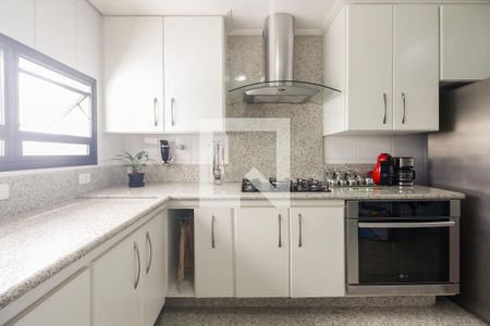 Apartamento à venda com 271m², 3 quartos e 3 vagas Apartamento à venda com 271m², 3 quartos e 3 vagasCozinha