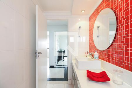 Apartamento à venda com 271m², 3 quartos e 3 vagas Apartamento à venda com 271m², 3 quartos e 3 vagasBanheiro Social